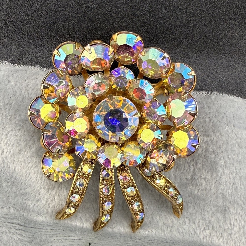 Vintage Selro Selini Rhinestone Brooch Gold Tone AB