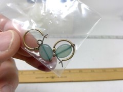 2006 Avon Decorative Seafoam Gift Set – Necklace & Earrings