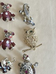 Vintage Jewelry Lot Pins Small Brooch Animal Bee Enamel Butterfly 1950-1960’s
