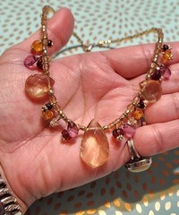 Vtg Cookie Lee faceted Purples/Yellows Lucite Charm Necklace on pale Gold chain