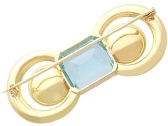 Art Deco 9.10Ct Aquamarine and 0.24Ct Diamond 15k Yellow Gold Brooch Circa 1925