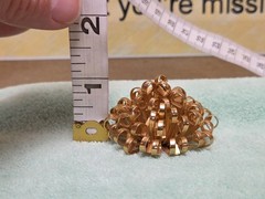 Vintage Unbranded Gold Toned Bow Round Brooche *SEE PICS