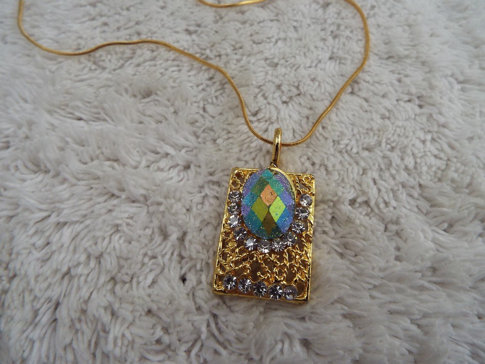 Goldtone Rhinestone Colorful Glitter Bead Pendant Necklace (B8)