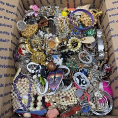 15+ Lbs Vintage To Now Craft Repair Tangled Junk Drawer Jewelry Lot