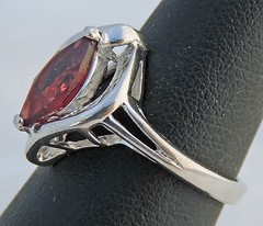 LOVELY ESTATE STERLING SILVER MARQUIS GARNET FILIGREE RING SIZE 5