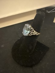 Sterling Silver Rainbow Topaz Aquamarine Blue Ring Size7. Very Pretty Antique