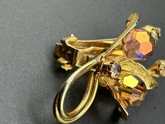 Hobé Gold Tone Flower Clip On Earrings W Amber/Champagne AB Crystals
