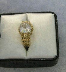Beautiful 14K Yellow Gold & White Gemstone Ring 5.2 grams Size 8.25 STS