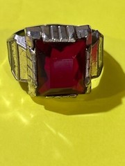 Men’s ruby sterling Uncas mfg Co (1918-1988) ring 6.5-7