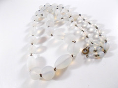 VTG Art Deco Style Opalescent Frosted Glass Graduated Bead Necklace