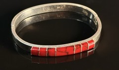 Vtg Red Jasper Inlay Sterling Silver Modernist BOHO Chic Hinged Bangle Bracelet