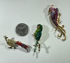 Vintage Enamel Lot Figural Abstract Birds Animal Snoopy Fish Ladybug Lot 27 pcs