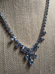 Vintage Blue Rhinstone 1950’s Necklace 15.5 in