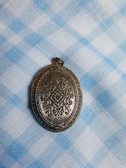 VTG Photo Locket Pendant Silver Tone Floral Motif Victorian Scroll~NO Necklace