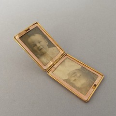 Vintage 20s Art Deco Marathon Rose Gold Tone Rectangular Locket Photo Pocket