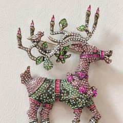Heidi Daus Christmas Reindeer Brooch Crystal‑Embellished Vintage Holiday