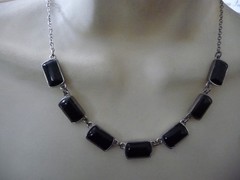 LIZ CLAIBORNE LC BIB BLACK RECTANGES STONES W SILVER TONE CHAIN NECKLACE #26/25