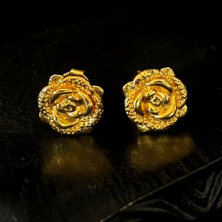 Flower Rose Golden Gold Tone Stud Earrings Post-back, 9×9 mm