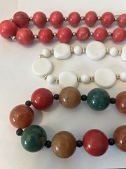 (3) PIECE VTG BOHO CHIC 1980’S RETRO BEADED & WOOD NECKLACES