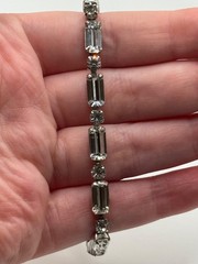 Vintage Weiss Rhinestone Bracelet Silver Tone