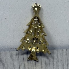 Goldtone Christmas Tree Brooch Pin Multi Color Rhinestones Unmarked