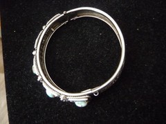 VTG SHP SILVER TONE HINGED TEXTURED ETCH W FAUX TURQUOISE STONES BRACELET #11/14
