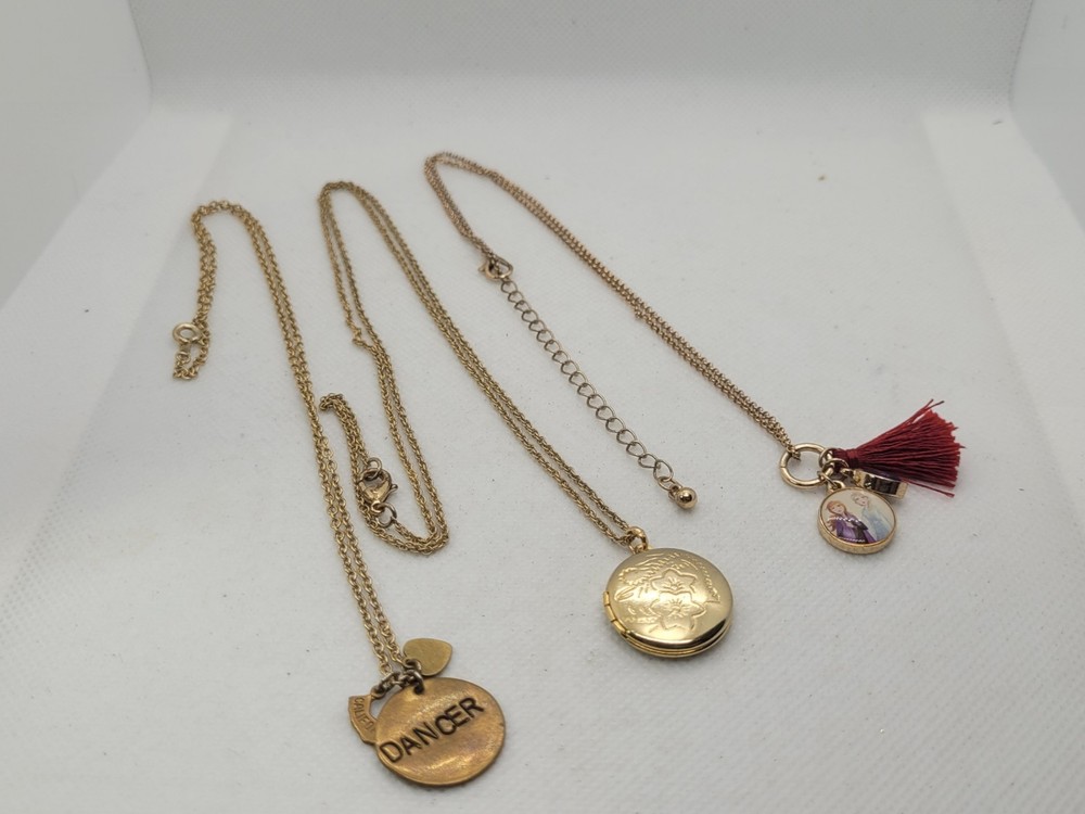 Necklace Chain Charm Pedant.