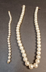Faux Pearl Necklace and Bracelet