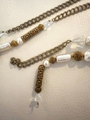 VINTAGE MIRIAM HASKELL LONG NECKLACE 46″ FAUX PEARL CRYSTAL FILGREE BRASS TONE
