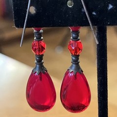 Vintage Red Glass Teardrop Cabochon & Faceted Dangle Drop Pierced Earrings
