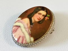 Vintage Lady Portrait Brooch Oval Silver Tone Cameo Victorian Style