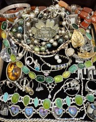 Vintage Estate Costume Jewelry Lot ! TRIFARI , SARAH COV and more!