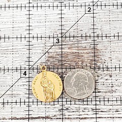 VINTAGE RETRO GOLD FILLED ST ANNE RELIGIOUS MEDAL PENDANT LOVE PEACE PRETTY