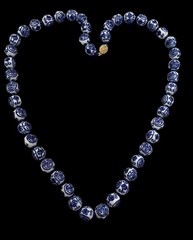 VTG Oriental Blue& White Porcelain Knotted Beaded Necklace 29in