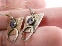 Vintage Sterling Silver Artisan Mixed Metals Iolite Hook Earrings 4.3g 1.25 Inch