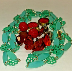 Nice Group Of Vintage Plastic Jewelry Carved Marbled Bakelite Earrings & Others