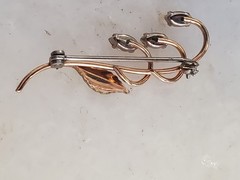 Vintage Krementz NIB 2 Tone Yellow Rose Gold Plated Leaf Crystal Pin