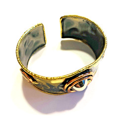Vintage Artisan Jewelry Cuff Bracelet Handmade Crafted Mixed Metals Art To Wear