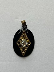 Vintage Gold Tone Black Oval Resin Pendant Necklace Faux Diamond
