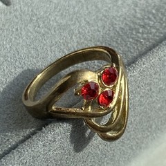 Vintage Ring Size 6.5 Red Crystal Rhinestones Estate Jewelry Pre-Owned Scrolls