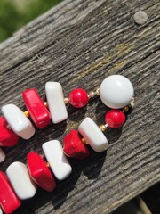 Vintage Hong Kong Plastic Faux Stone Beaded Necklace Coral Red White