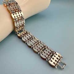 Vintage Bracelet Peach Pink Melon Frosted Lucite Thermoset Silver Tone Wide 6″