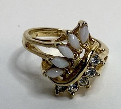 Vtg Size 6.75 Faux Fire Opal Crystal Gold Tone Marquise Statement Ring Sz 6 3/4