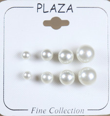 VTG Graduated Faux Pearl Stud Earrings White Simulated Pearls PLAZA New 4 Sets