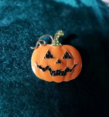 SUGARFIX by BaubleBar Jack-o-lantern Pumpkin Halloween Jeweled Enameled Brooch