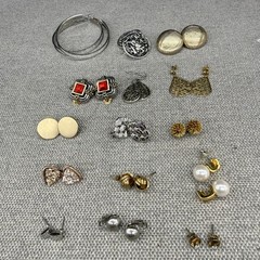 Vintage Earring Lot Clip Ons Pierced Screw Back Dangle Hoops 15 Pair