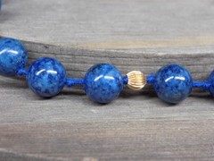 Vintage Lapis Lazuli Bracelet 14K Yellow Gold Clasp Etched Beads Hand Knotted 8″