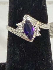 10k White Gold Amethyst And Diamond Accent Weighs 1.4 Gr Sz 4 3/4