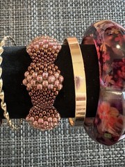 Lot 9 Pc Gold Tone Metal & Mauve Pink Burgundy Bangle Cuff Bracelet Jewelry G5