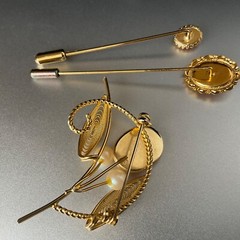Cameo Lot Brooch & 2 Stick Pins Gold Tone Resin Faux Pearl Vintage UNBRANDED